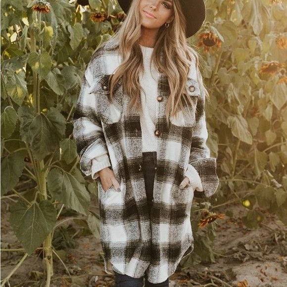 NWOT Love Olive Co. Fall Flannel Checker Coat - Picture 1 of 8